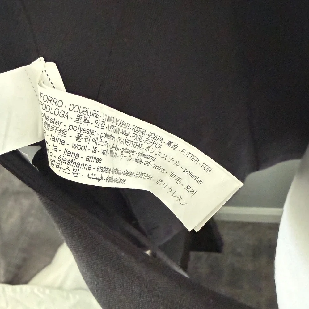 Zara Halter Neck Waistcoat Vest Black Wool Blend 7926/446/800 NWT Size L - Picture 2 of 10